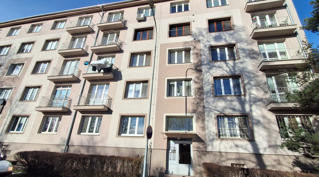 2 izbový byt na predaj, 2.p/4, Obrancov mieru, Košice- Sever