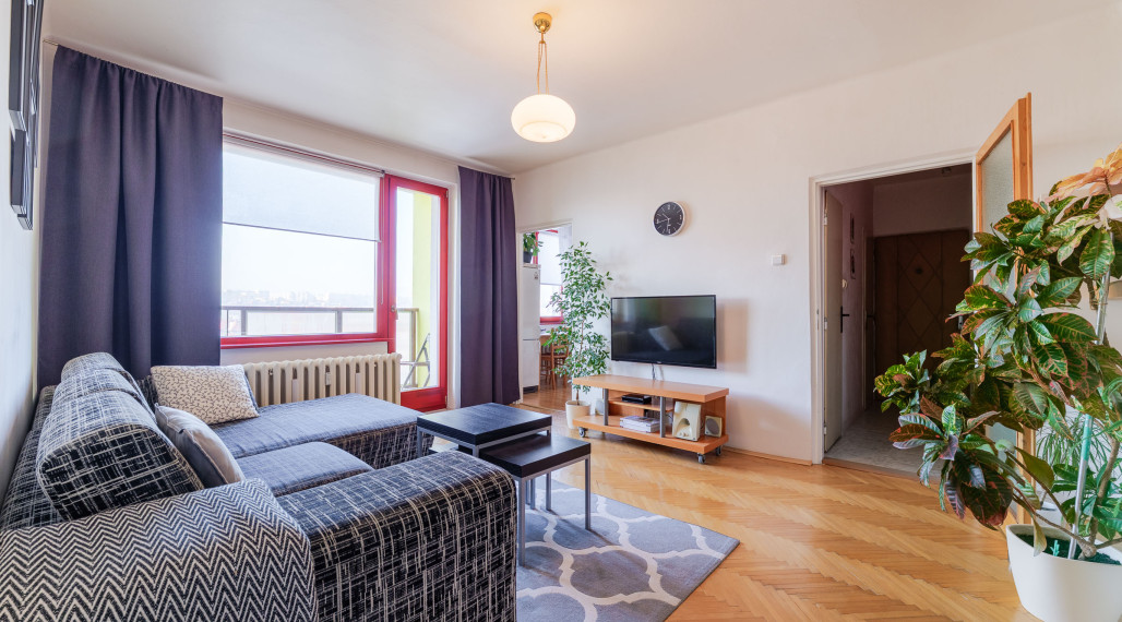 3-izb.byt s logiou, 73m2, 7.p, Južná trieda, KE-časť JUH