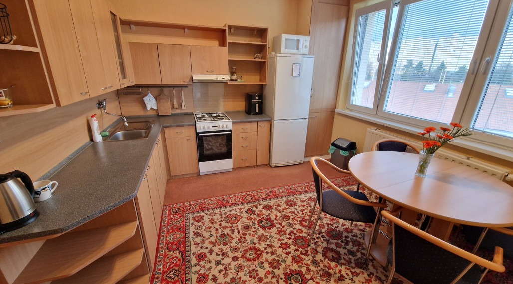 2 izb.byt logiou, 58m2, zariadený, Kalinovská ul, KE-Furča