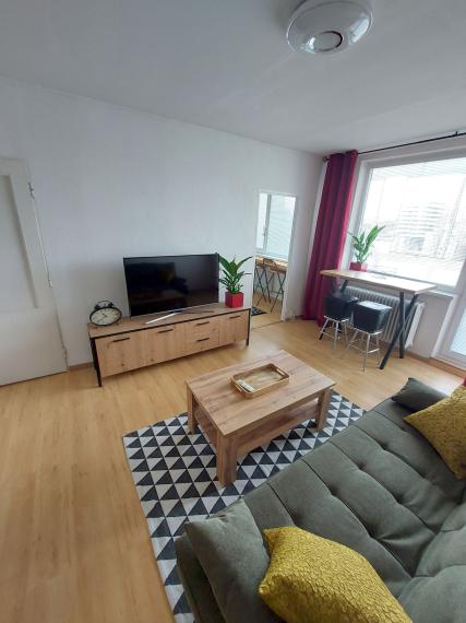 1,5 izb.byt,41m2,rekonštr.,zariadený, Kuzmanyho,Staré Mesto