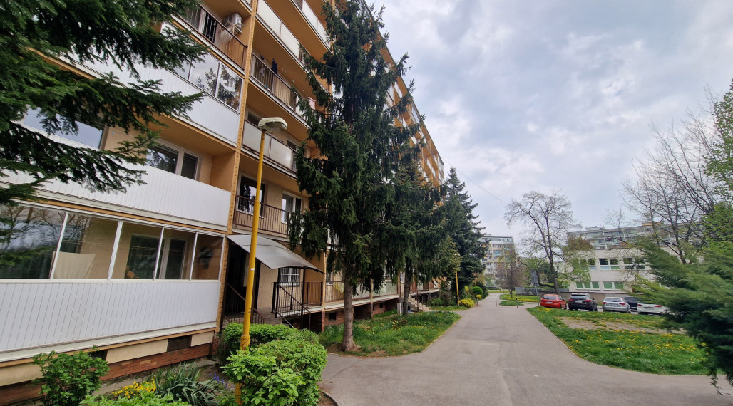 3izbový byt so 6m loggiou, 69m2, Vojenská ul, KE-Staré mesto