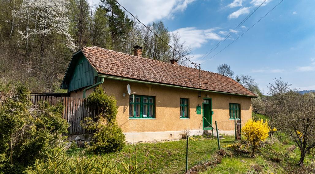 chata/rodinný dom s 11ár.pozemkom, Gelnica, KE-okolie