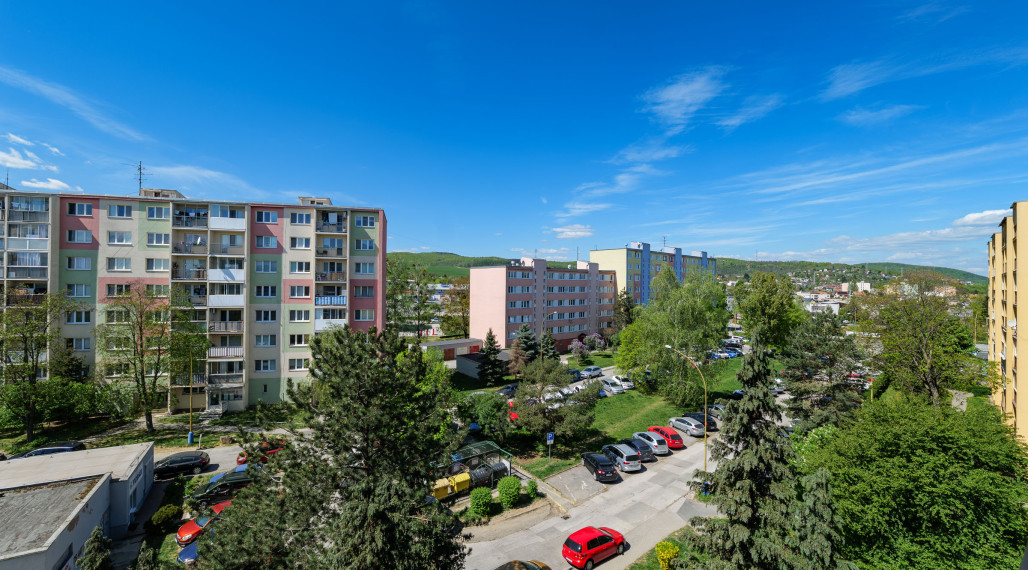 4zb.byt s logiou, 81m2, Sokolovská ul, Západ-Terasa