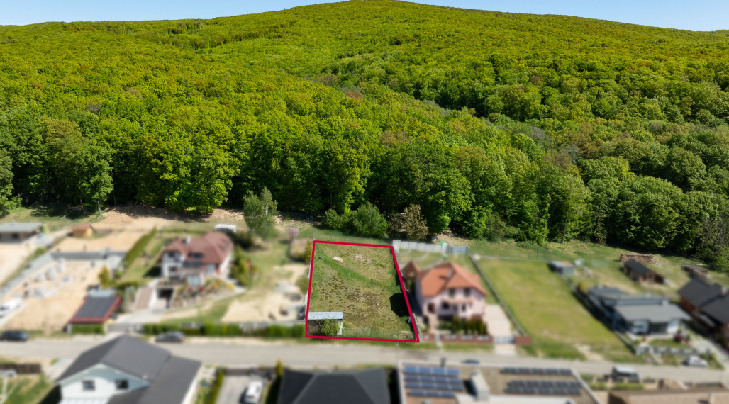 9,2 ár.pozemok na výstavbu RD, Nováčany, KE-okolie