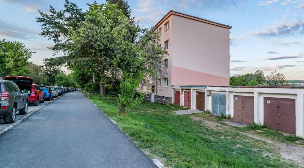 murovaná garáž, 22m2, Gerlachovská ul, KE-Sever