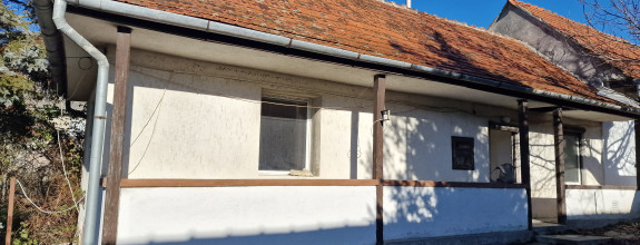 2 domy s 6,2ár.pozemkom, obec Hollóháza, Maďarsko