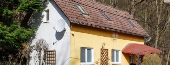 3-izb.murovaná chata,7,6ár.pozemok,Baška, časť Maša