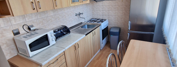 2 izb.byt s logiou, rekonštr, zariadený, Partizánska ul, JUH