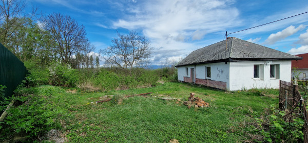 rodinný dom so 16ár.pozemkom, obec Buzica, Košice-okolie