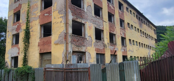 Polyfunkčná budova, 36ár.pozemok, Nižná Slaná, okres Rožňava