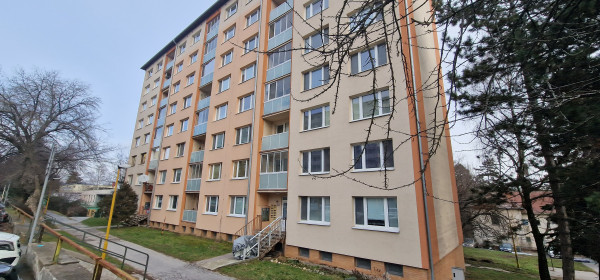 veľký 4-izb byt s logiou, 79m2, Turgnenevova ul, KE-Juh