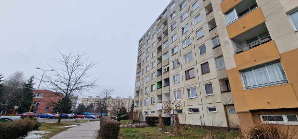 Na predaj: 2-izb.byt s logiou, 51m2, Drábova ul, KE-časť KVP