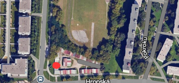 murovaná garáž, Hronská / Borovicový háj / Slobody, KE-Západ