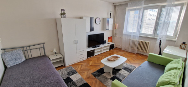 1izb.tehl.byt, 38m2, Tyršovo nábrežie, KE-Staré Mesto