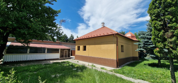 Na predaj:budova-dom,10ár.pozemok,Kavečianska cesta,KE-Sever