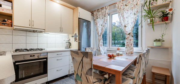 Rekonštr. 3-izb.byt s  logiou, 79m2, Zombová ul, KE-KVP