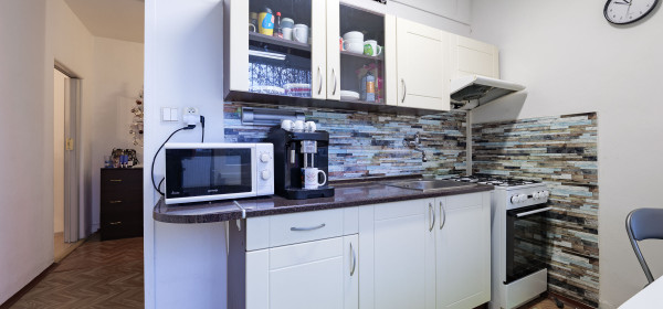 Útulný a bezbariérový 1 izbový byt s loggiou pri OC Optima