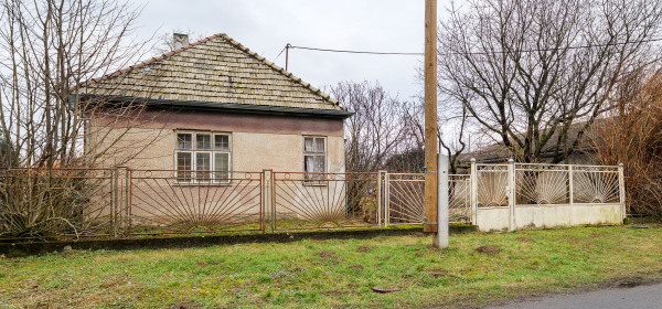rodinný dom s 17ár.pozemkom, Veľké Trakany, okres Trebišov