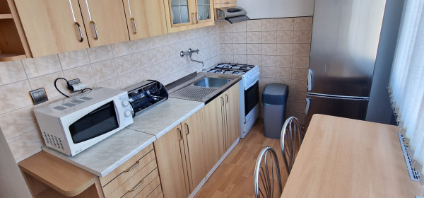 2 izb.byt s logiou, rekonštr, zariadený, Partizánska ul, JUH