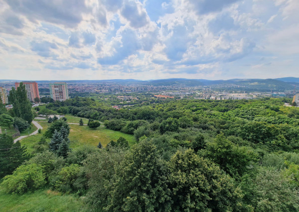 1,5-izb.byt s 6m logiou,41m2,pražský typ,Jaltská ul,KE-Furča