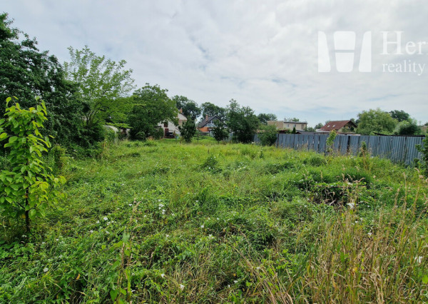 12,7ár.pozemok (s vidieckym domom), obec Mokrance, KE-okolie