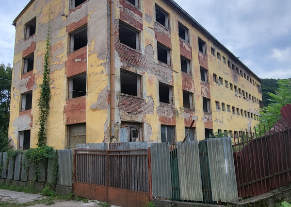 Polyfunkčná budova, 36ár.pozemok, Nižná Slaná, okres Rožňava