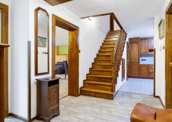 4-izb.rodinný dom s 6,2 ár.pozemkom, Diamantová ul, Ke-Západ