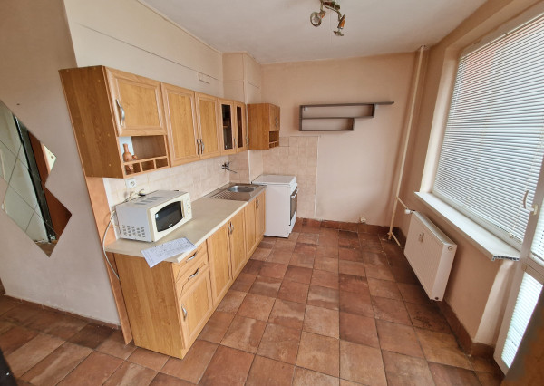 Na predaj: 3-izb.byt s 2 logiami, 64m2, Ždiarska ul, KE-Nad Jazerom