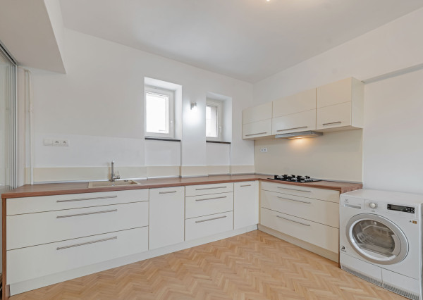 3,5 izb.byt, 80m2, PARK ANGELINUM, nezariadený, Staré Mesto