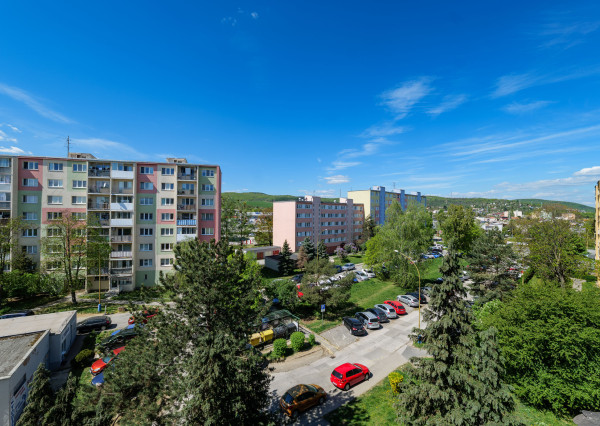 4zb.byt s logiou, 81m2, Sokolovská ul, Západ-Terasa