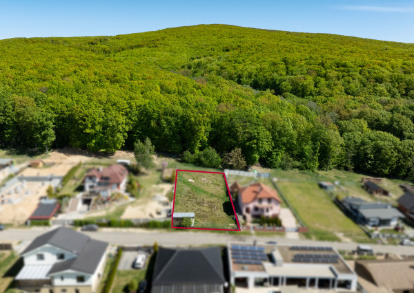 9,2 ár.pozemok na výstavbu RD, Nováčany, KE-okolie