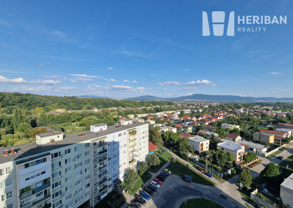 1,5-izb.byt s 2 logiami, komplet.rek., Meteorova ul, Jazero