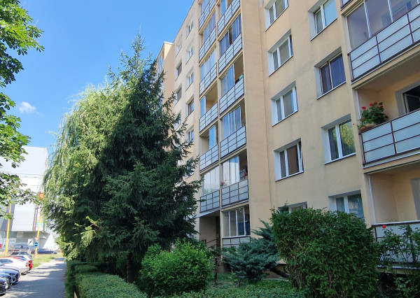 3-izb.byt s logiou, 3.p/7, 68m2, Pražská ul, Západ-Terasa