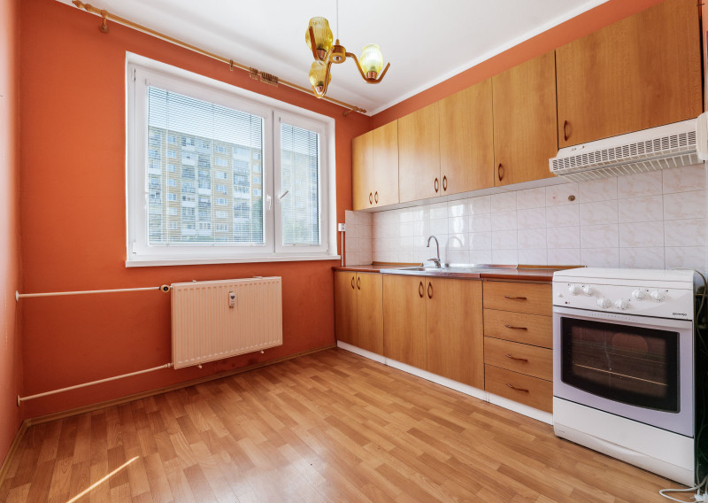 2-izb.byt s logiou, 51m2, 2.p., Sofijská ul, sídl. Ťahanovce
